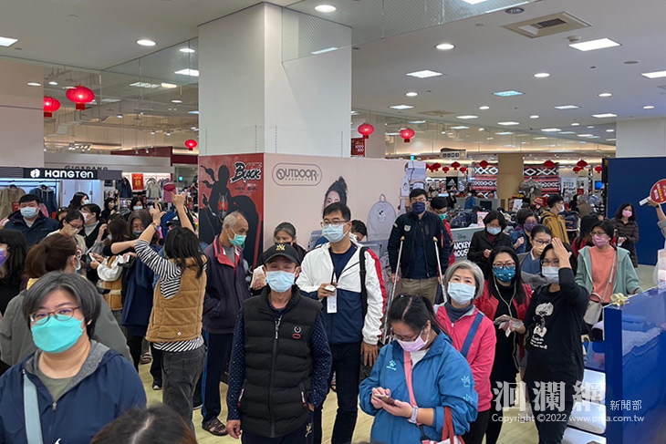 破紀錄！遠百花蓮預購福袋90分鐘完售！