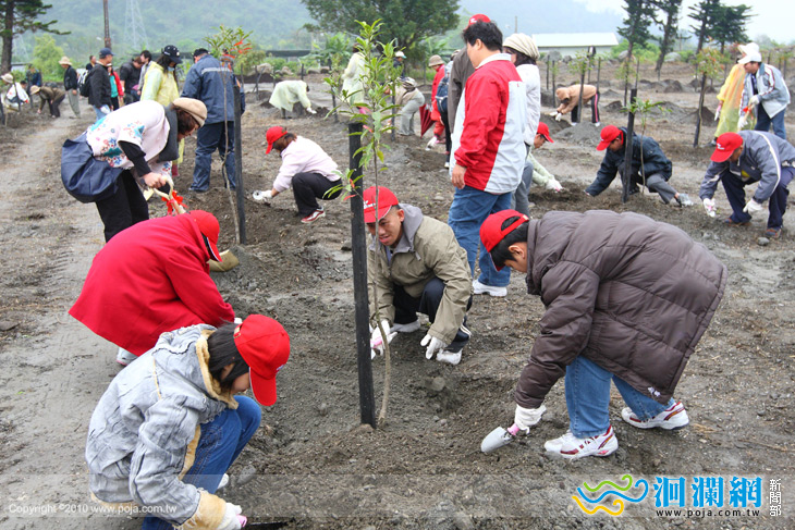 [影音]攜手植樹為地球減碳努力