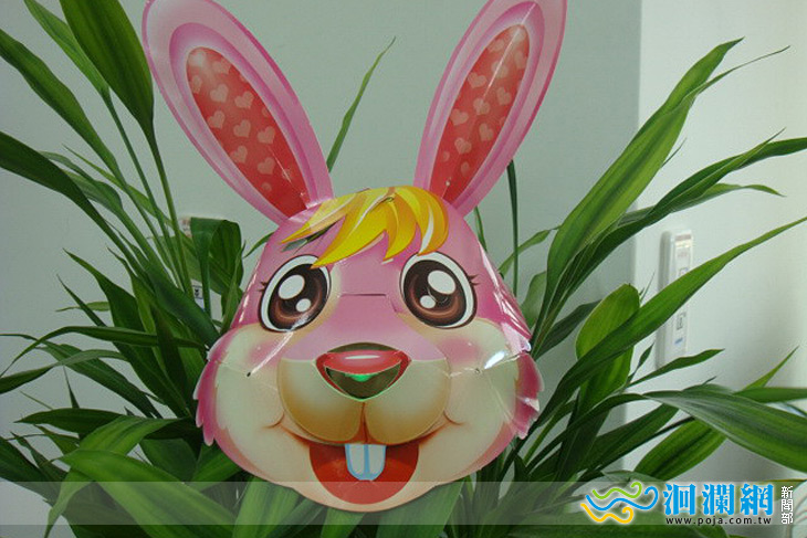 明天(10日)持統一發票可換兔年提燈