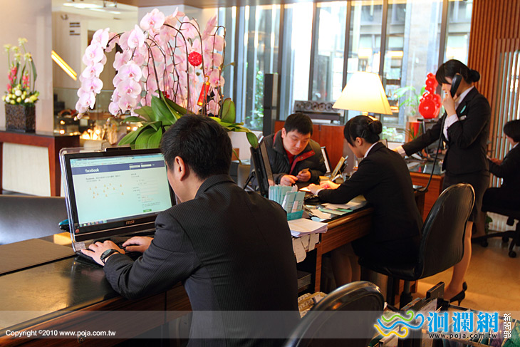 PO網曬恩愛 有機會入住一萬兩千元飯店套房