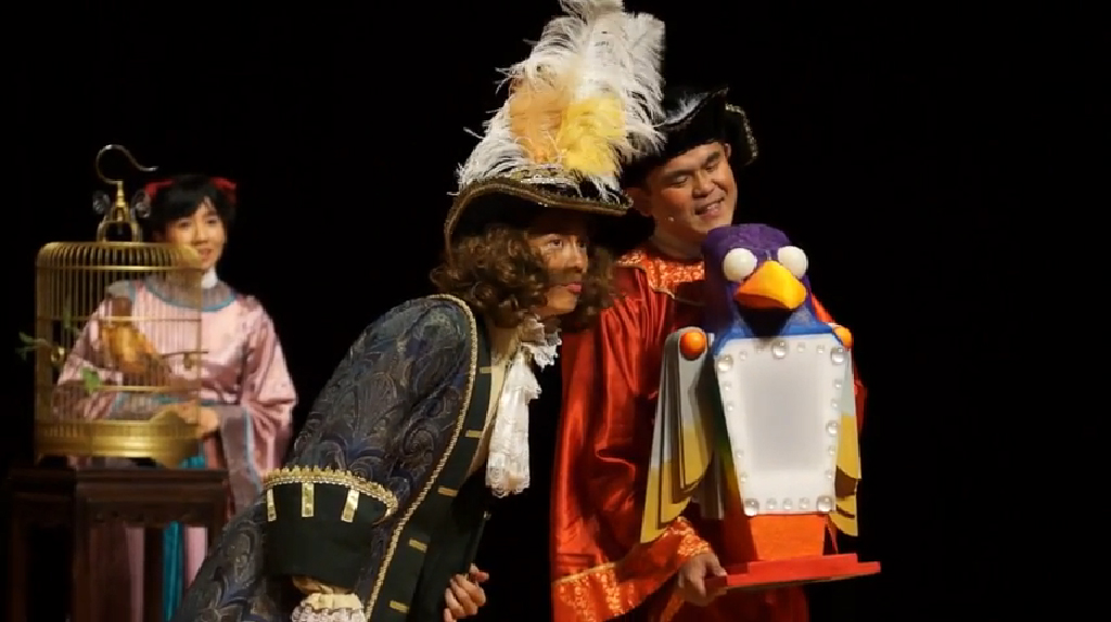 偶偶偶劇團《桌上劇場~皇帝與夜鶯》演出