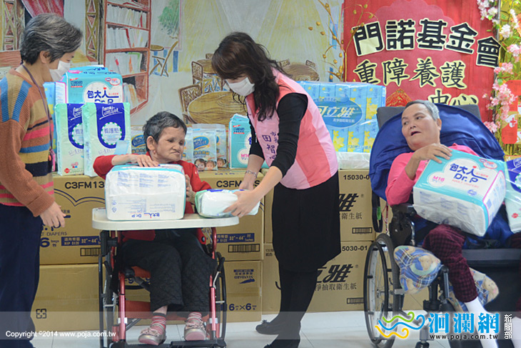 38婦女溫馨行張美慧關懷弱勢重障人