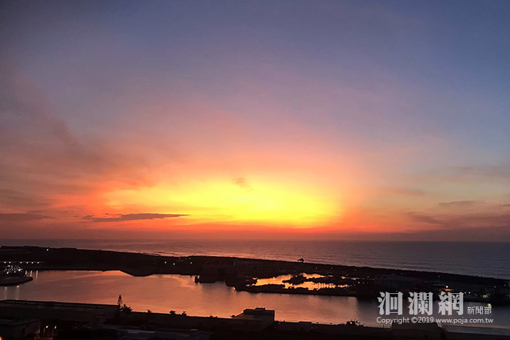 高手快來拍!!! 日出月升攝影冠軍~免費住花蓮福