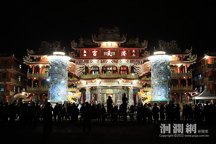 192國串連與全世界一起關燈一小時，台灣在廟宇前