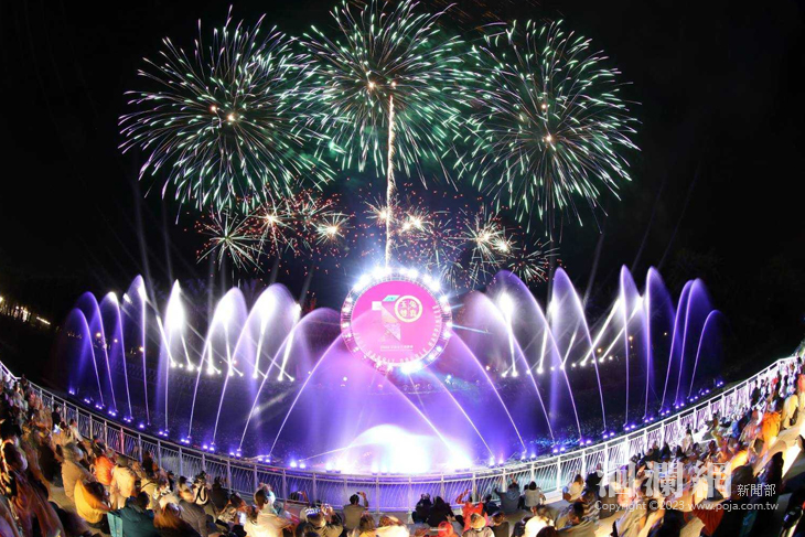 花蓮太平洋燈會超吸睛 突破45萬人次前來賞燈   