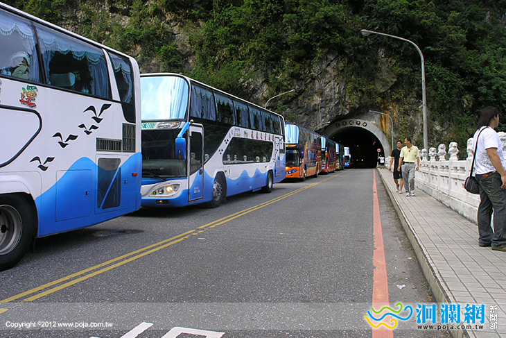 砂卡礑實施總量管制，欲前往請利用大眾交通工具