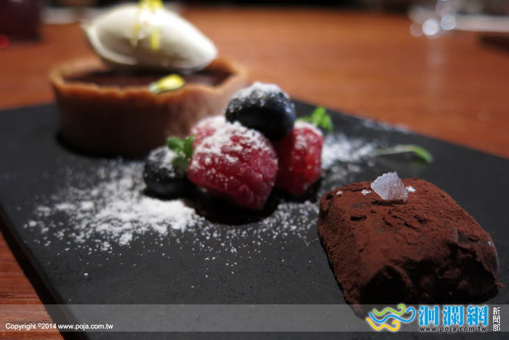 <a href=travel/taroko/2009-08-27/338.html target=_blank class=infotextkey>太魯閣</a>晶英-04.jpg