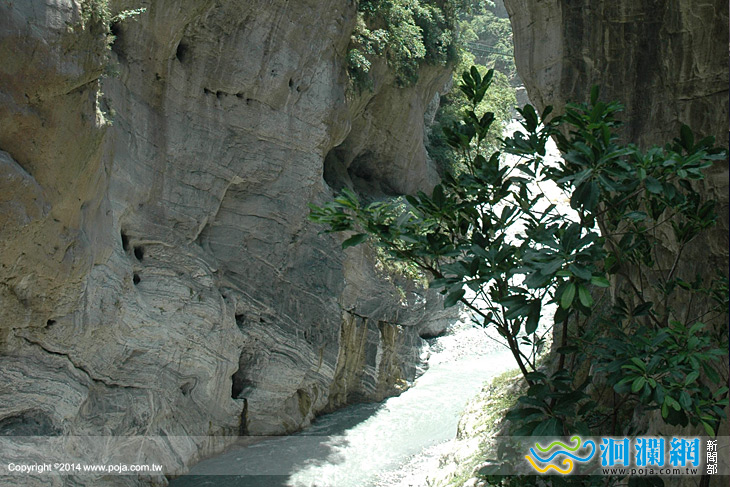 燕子口步道落石防護工程10/16~19施工管制