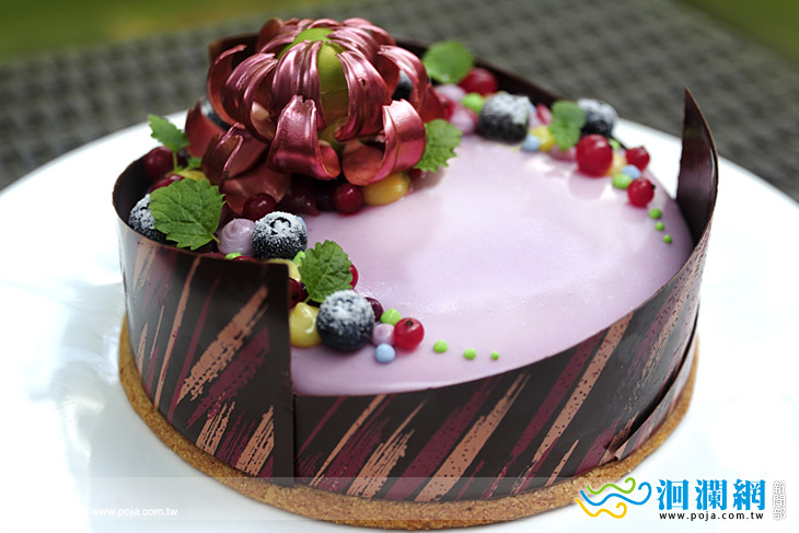 在地特色「紫薯蜜心蛋糕」限量推出