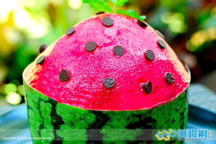 吃西瓜，整顆吃才夠味！