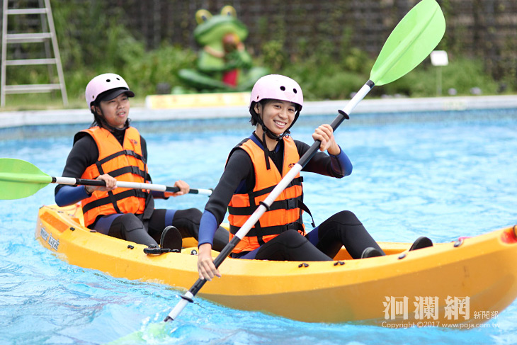 首創飯店MIX海洋運動旅遊-樂遊獨木舟