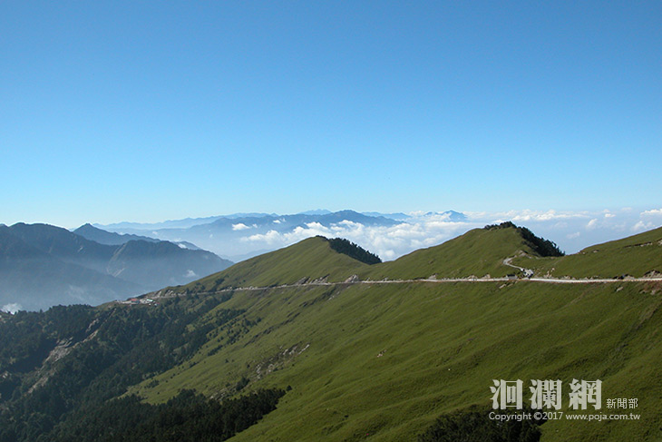 登高望遠，秋天的合歡山好美