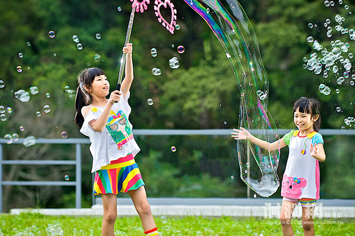 寒假帶孩子到太魯閣放風，整座峽谷都是玩樂基地