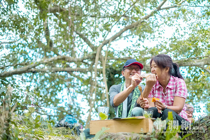 餐桌上的部落旅行，用餐食說故事