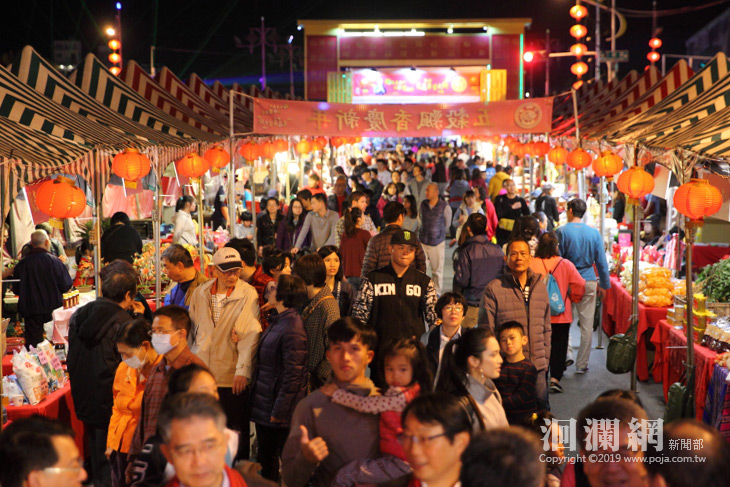 花蓮年貨大街熱鬧開幕，徐縣長邀各地鄉親辦年貨過