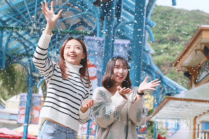 遠雄海洋公園，下雪了! 銀白飄雪聖誕季