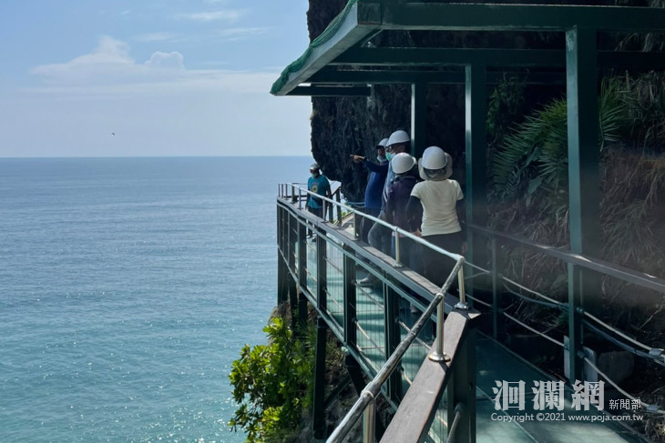 豐濱鄉親不知子海上古道「火燒山」後， 中秋連假9