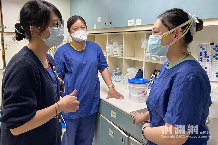 照護輔佐員加入，緩解專責病房護理師照顧壓力