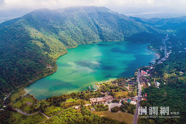 台灣好行縱谷花蓮線遊輪式公車開跑囉！名為縱、谷