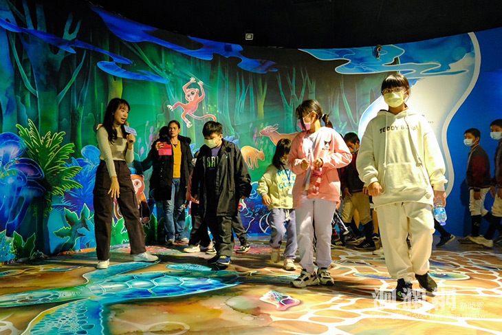 都歷遊客中心沉浸式體驗區揭幕，開啟文化與科技交