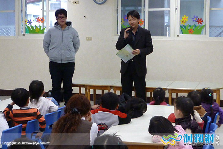 宣導腸病毒，議員扮角與小朋友互動熱絡