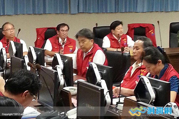 傅縣長親自主持蘇拉颱風災害應變整備會議