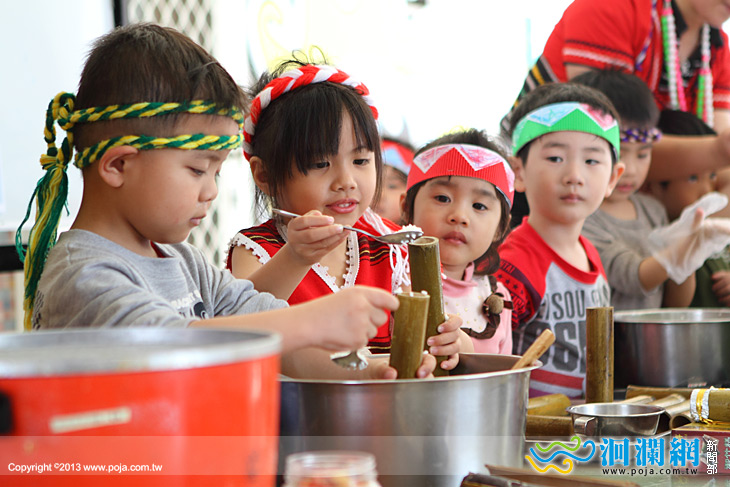 ［影音］認識米食多樣化市立幼兒園體驗製作竹筒飯