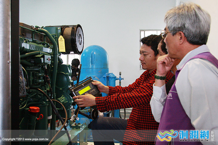 花蓮市南濱抽水站機組新引擎到位