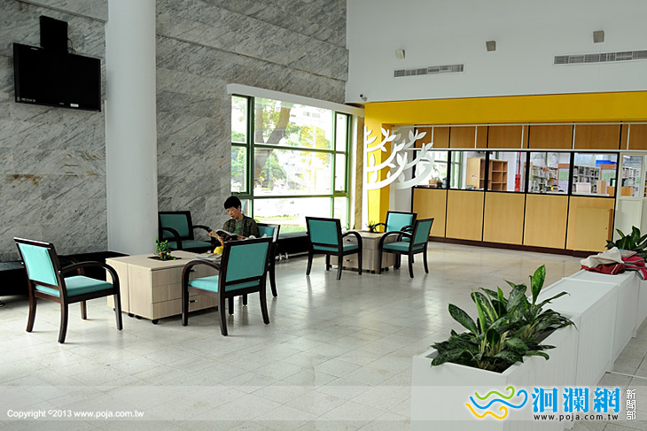 花蓮縣文化局圖書館 空間煥然一新