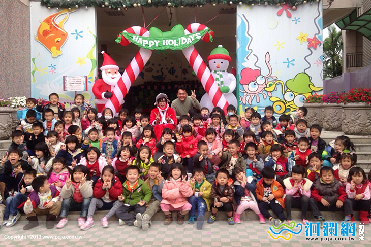 市民代表掏腰包扮聖誕老人幼兒園發糖