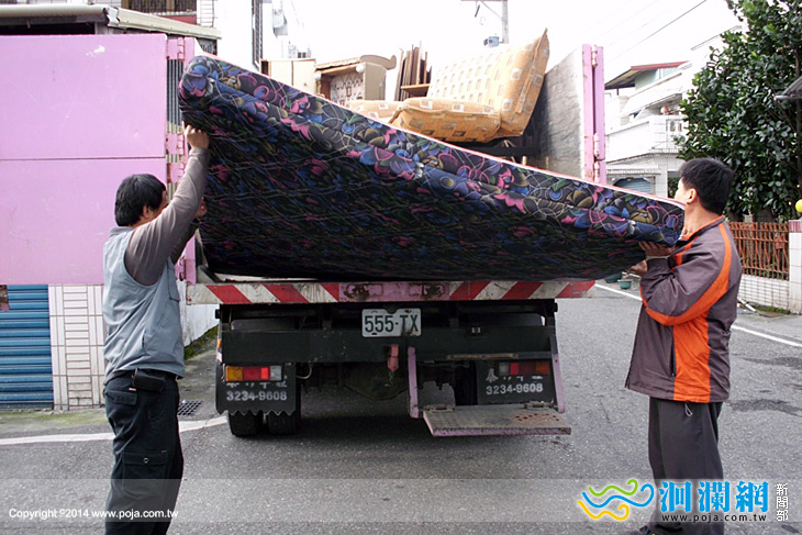 吉安鄉清潔隊垃圾車-02.jpg