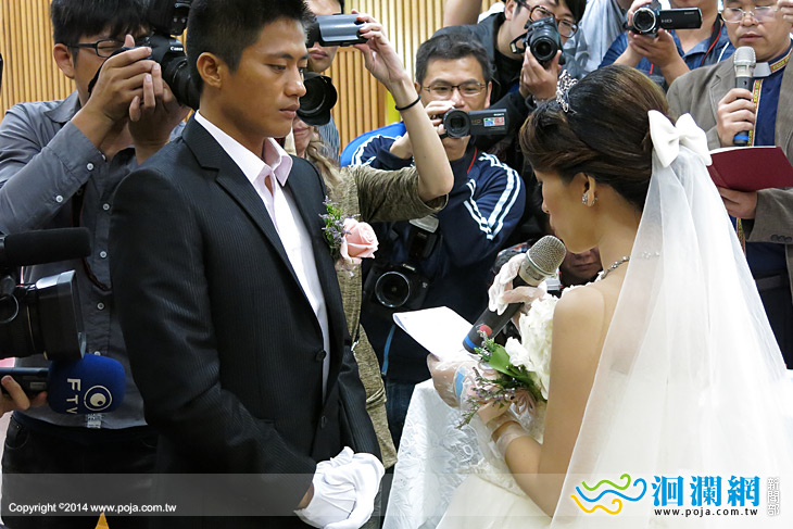 新娘勞累安胎住院，婚禮如期但改在醫院舉行
