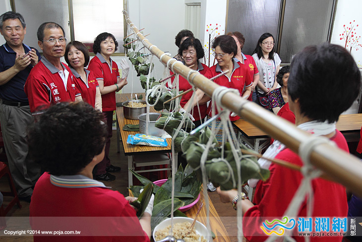 民運里包粽-01.JPG