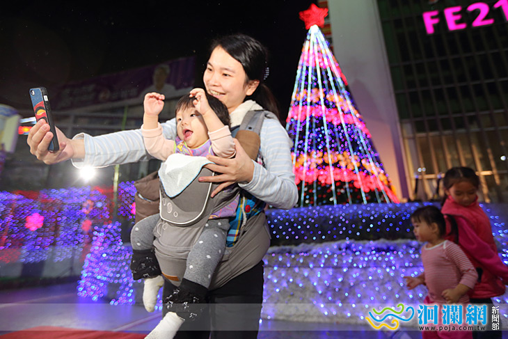 花蓮最美九米高聖誕樹點燈