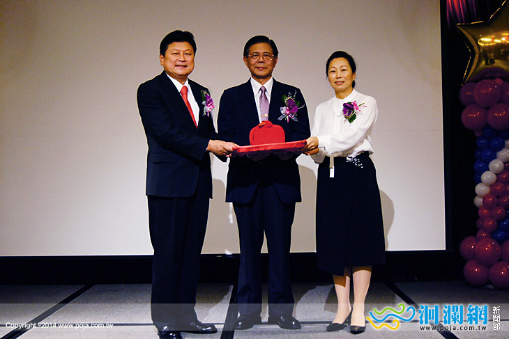 救國團花蓮縣團委會新卸任主委今交接‏