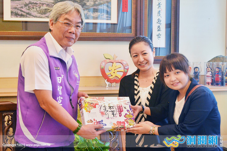 與那國町兩中學老師拜會田市長