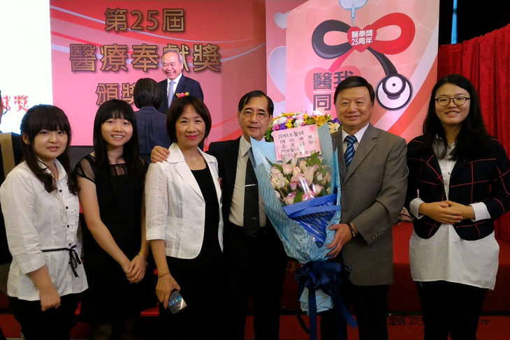花東防盲推手，許明木獲醫療奉獻獎