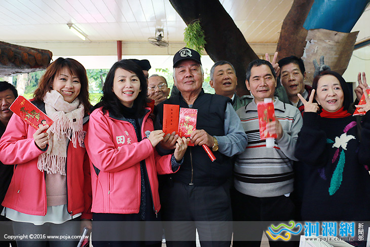 市長夫人年節前致贈加菜金祝福長者們新春愉快