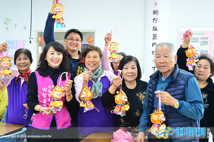 金猴慶元宵，花蓮市福氣站長者動手做燈籠