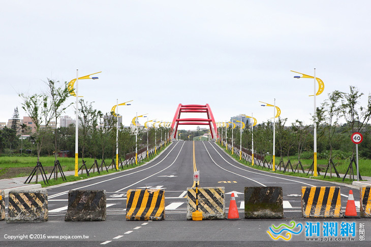 十六股大道(2-18計畫道路)下周一通車