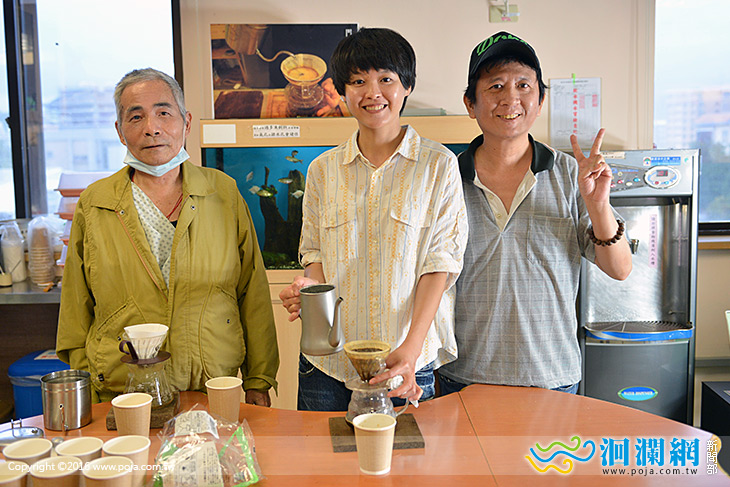 迦南病房飄咖啡香，達人手沖病友展笑容