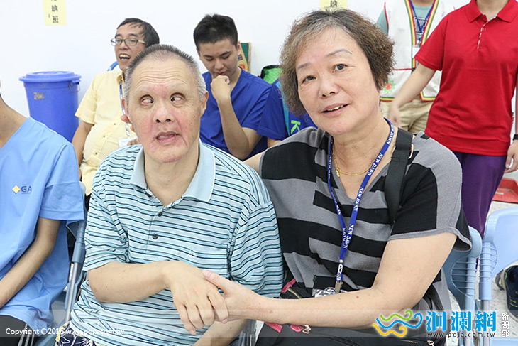 黎明教養院親子運動會，大手拉小手溫馨滿分