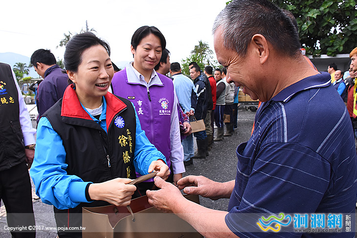 花蓮縣政府慰勞花蓮市清潔隊員