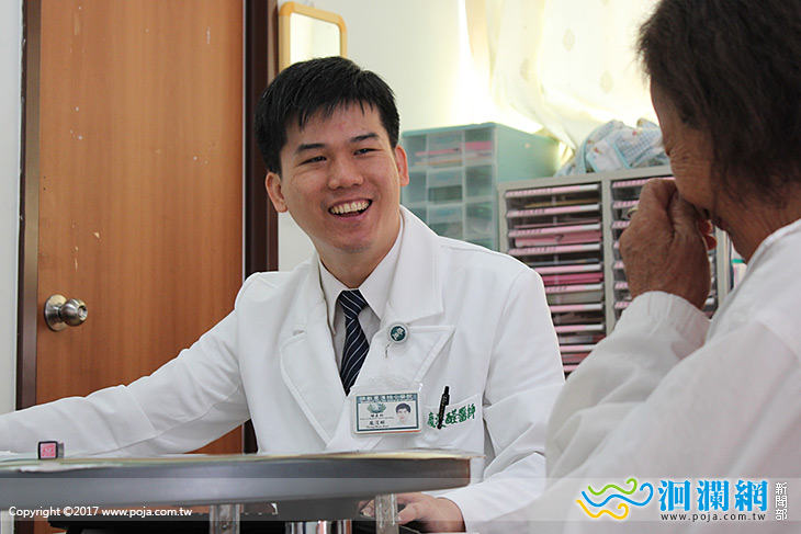 停經出血別輕忽-困難子宮內膜癌手術達文西幫大