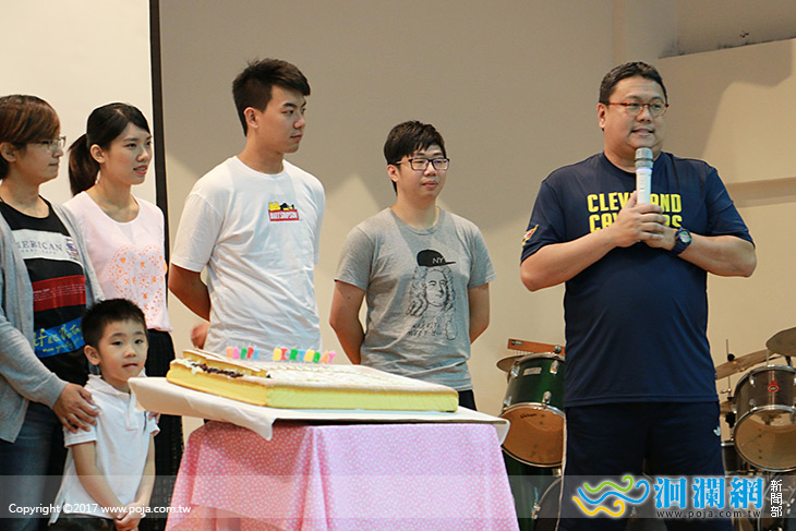 富邦人壽富品通訊處80位同仁送愛來黎明