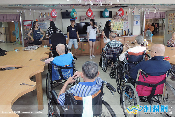 花醫護理之家父親節感恩活動