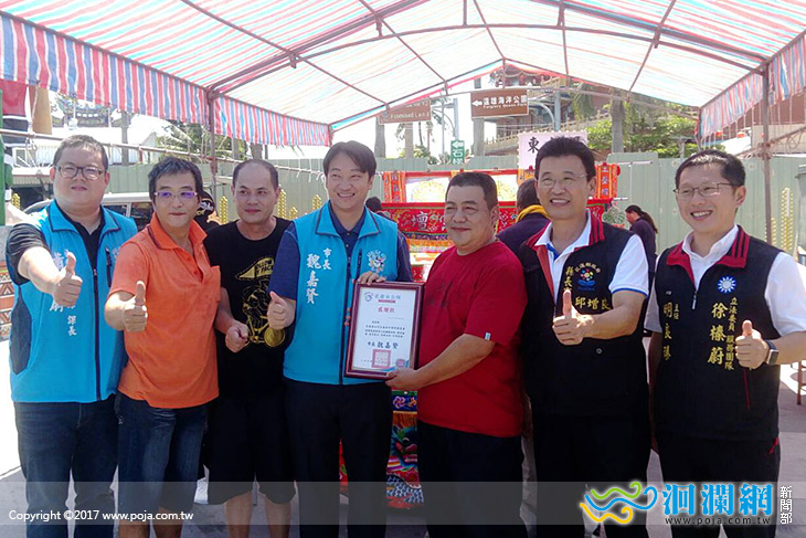 東大門自強夜市將普渡物資捐贈花蓮市公所