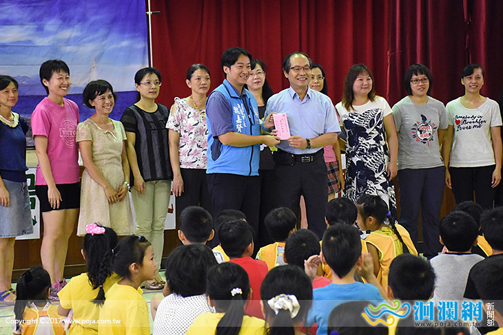 教師節前夕魏市長贈送敬師禮表達敬意