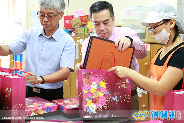 中秋送暖，亞泥購入花蓮黎明庇護月餅給偏鄉學童與