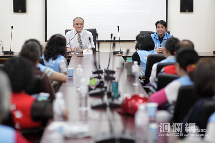 花蓮市志工逗陣繞法院認識國民參審制度